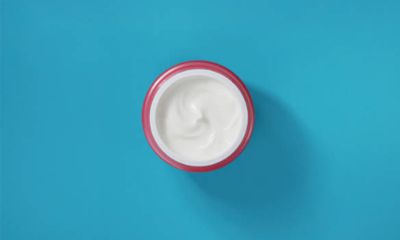 Jenis Creamy Type Formula Cepat Mengering dan Meninggalkan Kelembapan Jenis Creamy Type Formula Cepat Mengering dan Meninggalkan Kelembapan