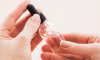 Apakah Kulit Berminyak Memerlukan Perawatan Serum
