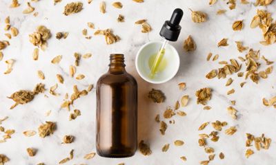 Kapan Sebaiknya Mengganti Serum dengan Produk Baru Kapan Sebaiknya Mengganti Serum dengan Produk Baru