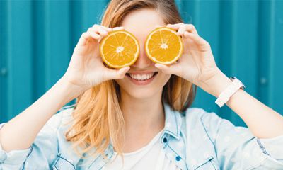 Vitamin C dan Turunannya Bertindak Sebagai Antioksidan Sekaligus Pencerah Kulit Vitamin C dan Turunannya Bertindak Sebagai Antioksidan Sekaligus Pencerah Kulit