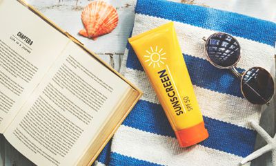 Pilihlah Sunscreen dengan Tingkat SPF 30 atau Lebih Pilihlah Sunscreen dengan Tingkat SPF 30 atau Lebih