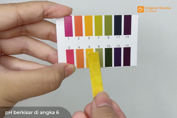 HadaLabo Gokujyun Face Wash - pH Tester 1